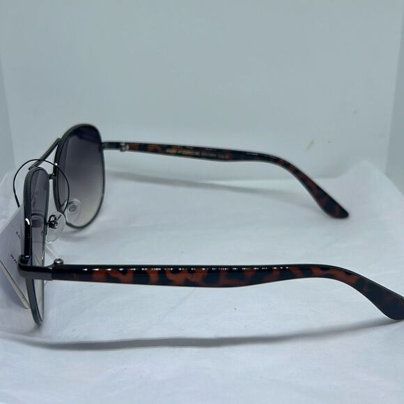 Air Force Aviator Sunglasses – UV Protection - Picture 2 of 3